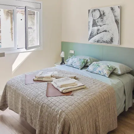 Cozycatalonia - Comfortable Apartment In Central Blanes Exterior foto