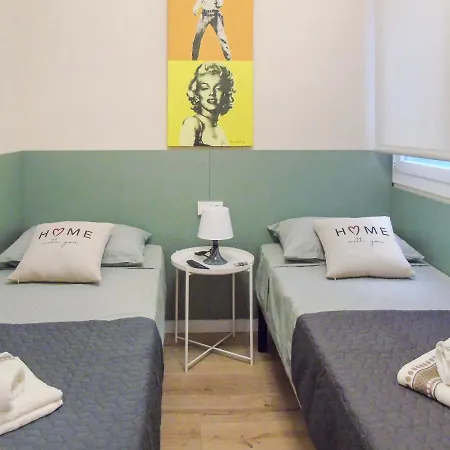 Cozycatalonia - Comfortable Apartment In Central Blanes Exterior foto